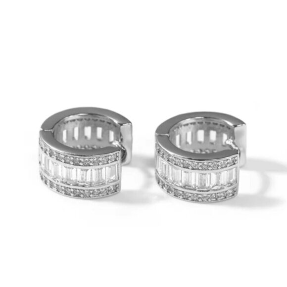 NEW Dainty Huggie Hoop Earrings 14K Gold Plated Cubic Zirconia Pave - Picture 4 of 9